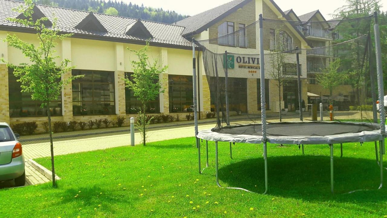 Hotel Olivia Medical Spa Skomielna Czarna Bagian luar foto