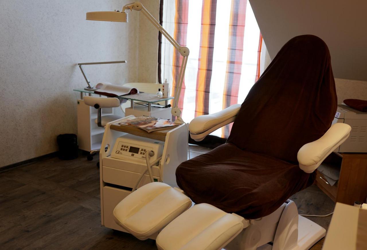 Hotel Olivia Medical Spa Skomielna Czarna Bagian luar foto