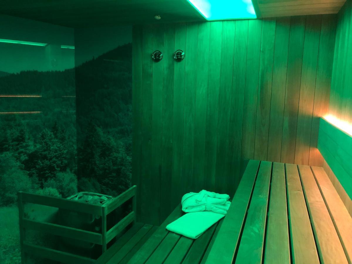Hotel Olivia Medical Spa Skomielna Czarna Bagian luar foto